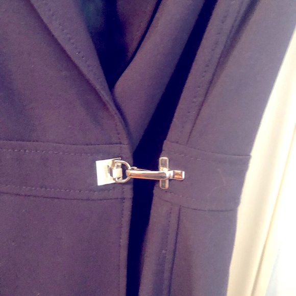 Ellen Tracy Navy Sheath Dress Sleeveless Notched Collar - Picture 4 of 5